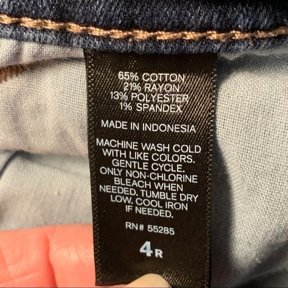 ✅HOST Pick✅ Express Skinny Jeans, Size 4R - Picture 7 of 8